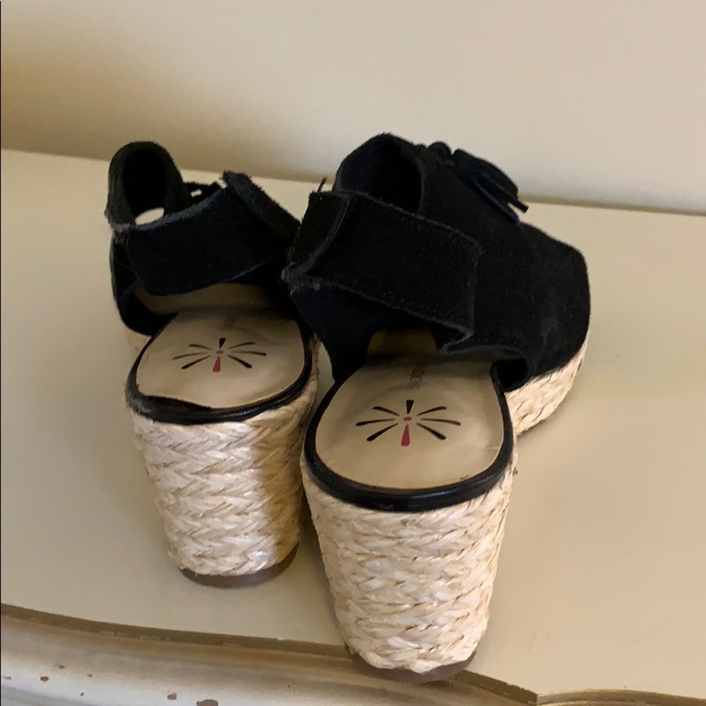 Isaac Mizrahi Black Suede Wedge Shoes - Picture 4 of 4